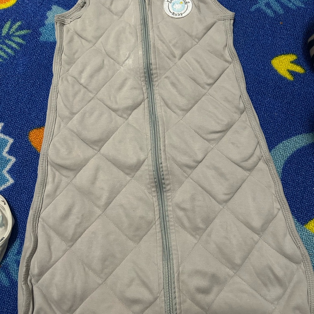 Gray dream land swaddle